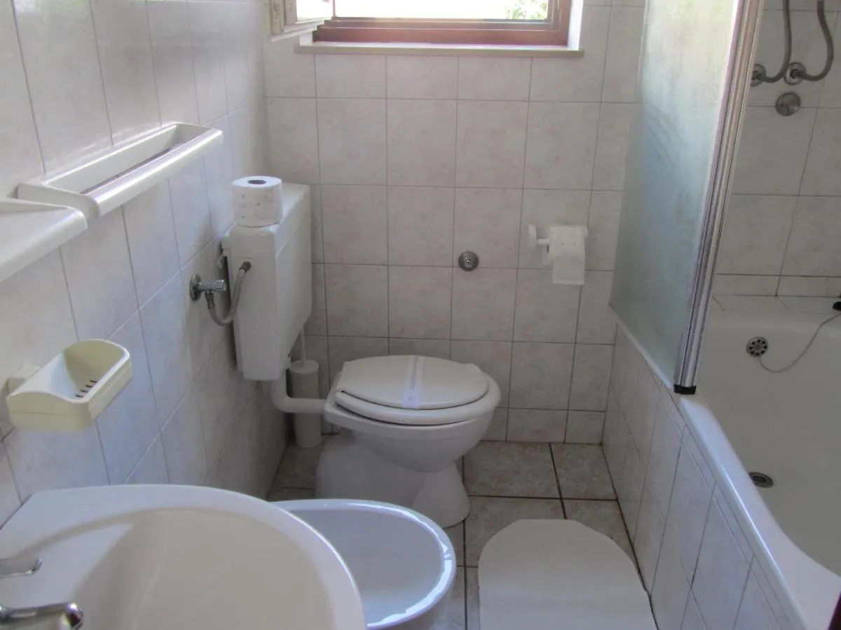 Apartments By The Sea Slatine, Ciovo - 15916 0*, Slatine Croatia